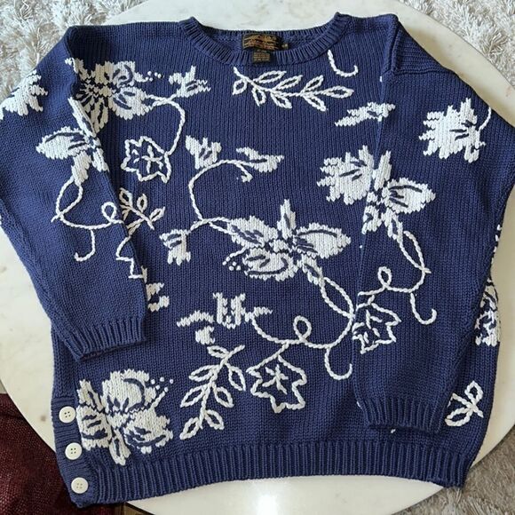 Eddie Bauer Vintage 80’s 90’s navy blue and white cotton crew sweater MEDIUM - Picture 1 of 6